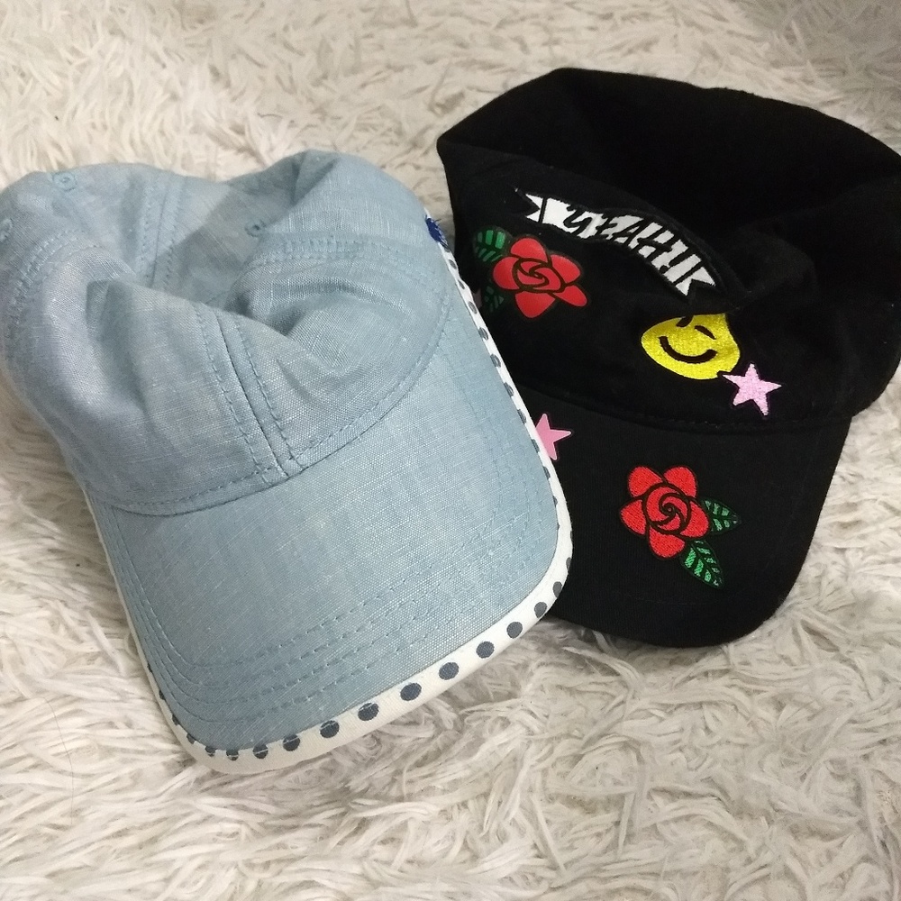Caps